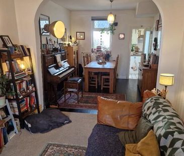 6 Whitehall Parade, Ormeau Road, Belfast, BT7 3GX - Photo 2