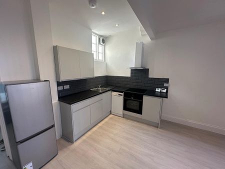 1 bedroom flat to rent - Photo 3