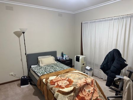 Campbellfield - Photo 4