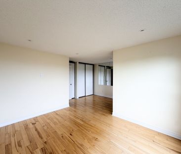 For Lease - 1502 O'Hara Court, Oshawa, Ontario - Photo 2
