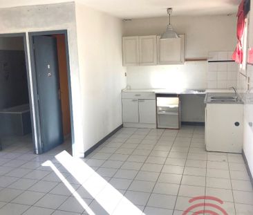 Location Appartement 1 pièce 34m² BEZIERS 34500 - Photo 3