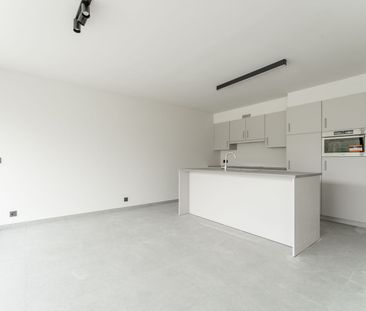 IDEALIS VASTGOED – PRACHTIG INSTAPKLAAR APPARTEMENT MET 2 SLAAPKAME... - Foto 4