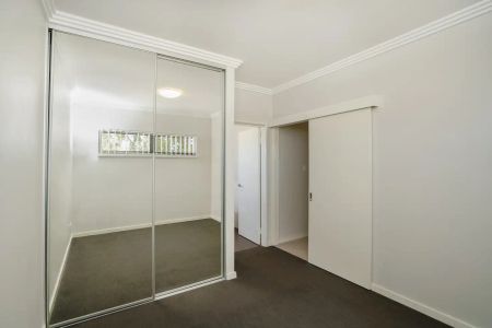 “Modern Two Bedroom Apartment” - Photo 5