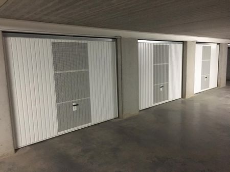 Ruim hedendaags gelijkvloers appartement in het centrum van Lier - Photo 5