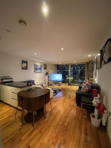 2 bedroom apartment to rent - Photo 3