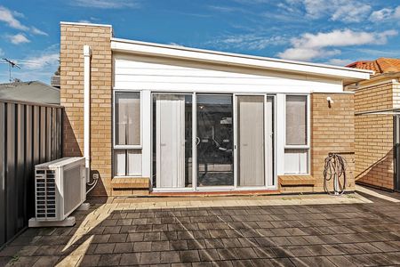 Comfortable, Well-Maintained Home in Andrews Farm - Photo 2