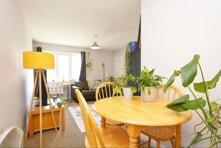 Great location, double bedroom in Manchester M1 for rent. - Photo 2