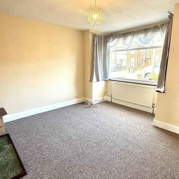 3 bedroom house to rent - Photo 1