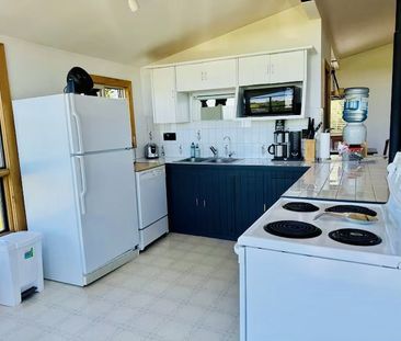 For Lease - 569513 6th Side Road, Blue Mountains, Ontario - Photo 5