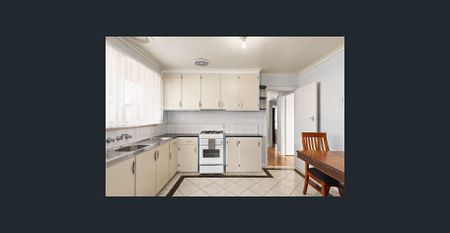 Location Location! - Photo 4