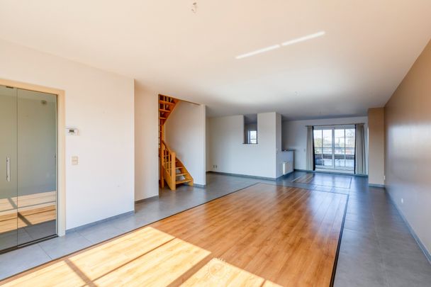 Indrukwekkend duplex appartement met 2 terrassen - Photo 1