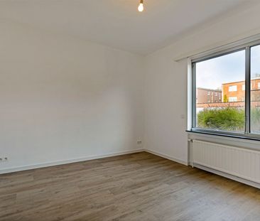 Gerenoveerd gelijkvloers appartement in Edegem - Photo 6