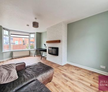 3 bedroom semi-detached house to rent - Photo 2