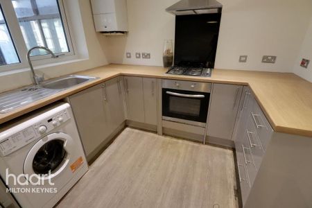 3 bedroom terraced house to rent - Photo 4