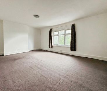 3 bedroom flat to rent - Photo 5