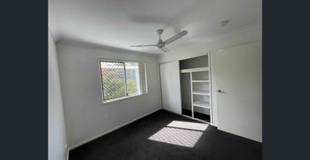 One Room in Boarding Townhouse Available - Photo 5