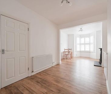 4 bedroom terraced house to rent - Photo 2