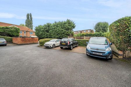 1 bedroom property to rent - Photo 3