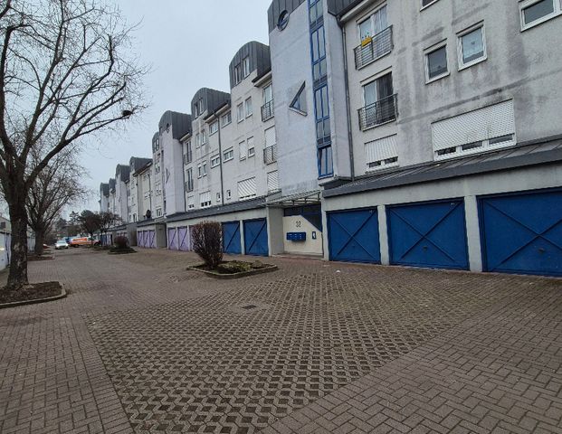 2 ZKB Wohnung mit Wohnberechtigungsschein in der Eisenstr. 32 im Dachgeschoss - Photo 1