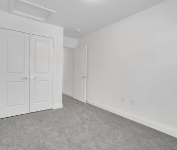 For Lease - 5 Ranch Terrace Unit# 2, Barrie, Ontario - Photo 4