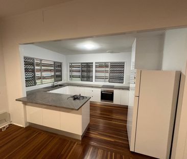 West Mackay - Photo 6