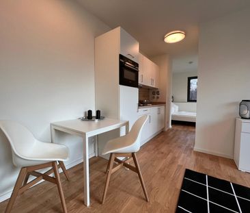 Köpenicker Str. 102: LUXUS 2-Zi-Whg + SÜD-Terrasse - per 01.12.25 - Photo 1