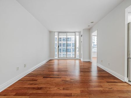 For Lease - 43 Eglinton Avenue Unit# 503, Toronto, Ontario - Photo 2