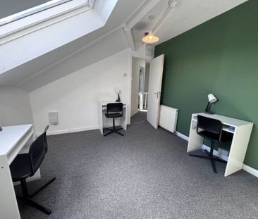 Aberdeen Walk (Room 6), Armley , Leeds - Photo 3