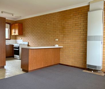 3 / 18A SCHUBERT CRESCENT, Wodonga - Photo 5