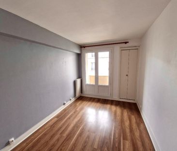 A LIUER NANTERRE 2 PIECES RENOVE - Photo 6