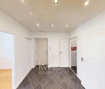 Pronájem světlého bytu 3+1 s lodžií, komorou a skvělou dostupností ... - Фото 3