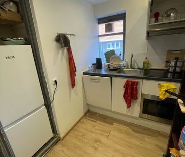 5b, Madoerastraat, Oud-Indische buurt, Korrewegwijk, Oude wijken, G... - Photo 4