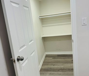 For Lease - 42 Williamson Drive, Brampton, Ontario - Photo 2