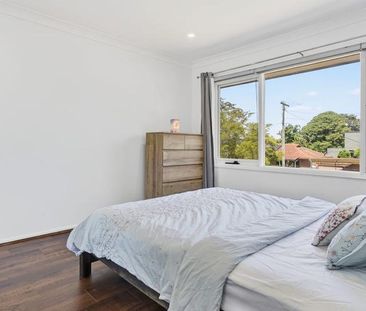 Fully Renovated Family Home in Prime Location - Photo 4