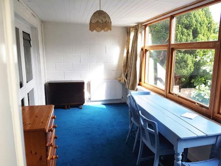 4 bedroom house to rent - Photo 2