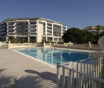 Location Appartement 2 pièces 54m² CAGNES SUR MER 06800 - Photo 6