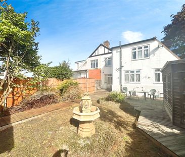 Lyndhurst Avenue, Twickenham, TW2 6BJ - Photo 1
