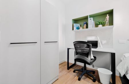 2 Bedroom Apartment-Low floor - Photo 5