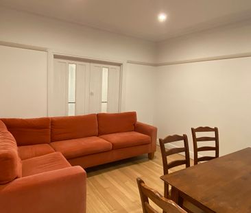 3-bedroom shared house, Clifton St - Photo 1