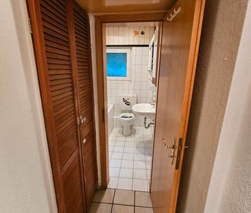 Charmante 3.5 Zimmerwohnung in einer ruhigen Gegend - Photo 5