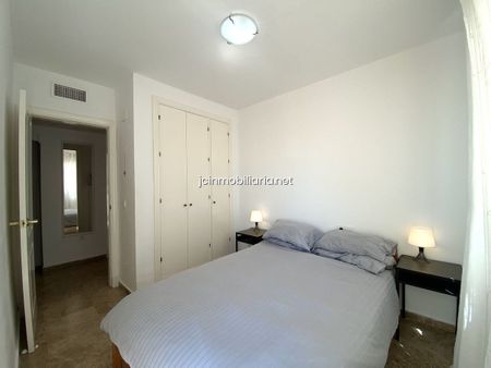 Apartamento en Estepona, Estepona, alquiler - Photo 3