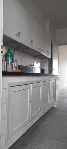 Alugo Aparto Varanda 3quartos (S) Garagem R$2.700 (Taxas Inclusas) Boa Vista Recife - Foto 3