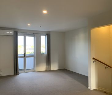 97 Albionvale Road, Glen Eden, Auckland - Photo 1