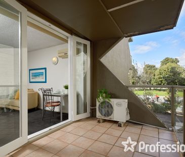 7/340 Beaconsfield Parade, St Kilda West VIC 3182 - Photo 4