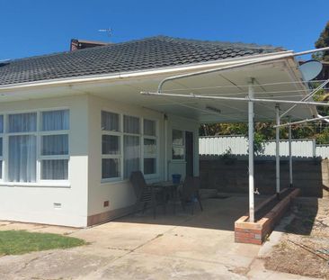 Ideal Location with Views - Photo 5