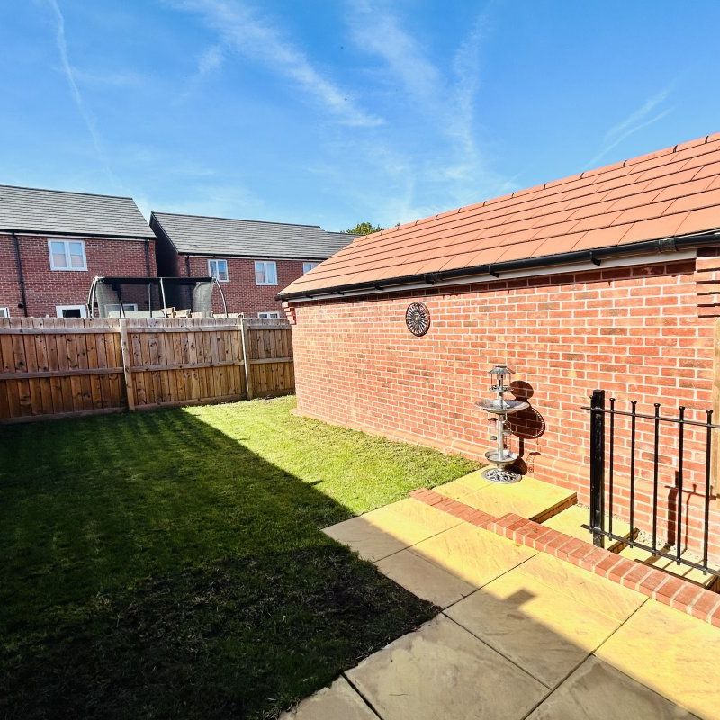 Pipistrelle Place, Derby, Littleover - Photo 1