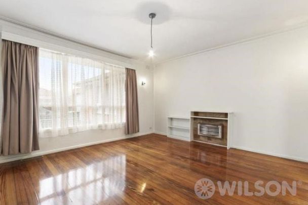 Two bedroom villa with garage - Photo 1