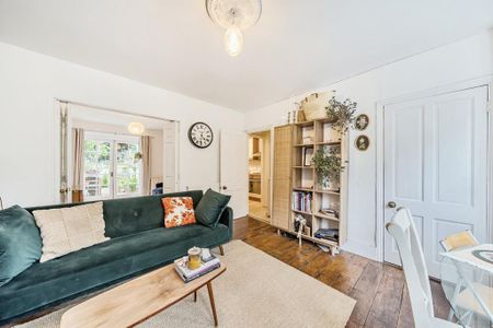 1 bedroom flat to rent - Photo 4