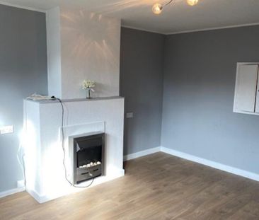 2 bedroom end of terrace house to rent - Photo 6