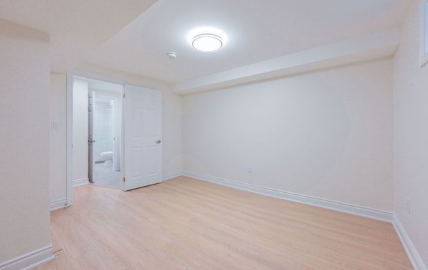 For Lease - 3980 Midhurst Lane, Mississauga, Ontario - Photo 1